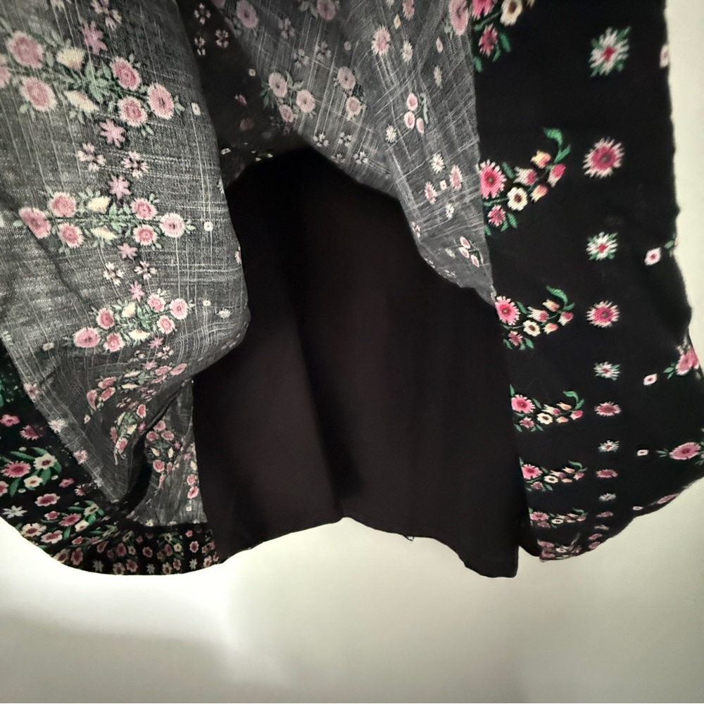 Ann Taylor Floral Pleated Skirt - Picture 2 of 5